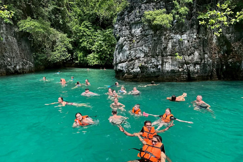 From Khao Lak: Phi Phi, Maya bay & Khai island Day Trip