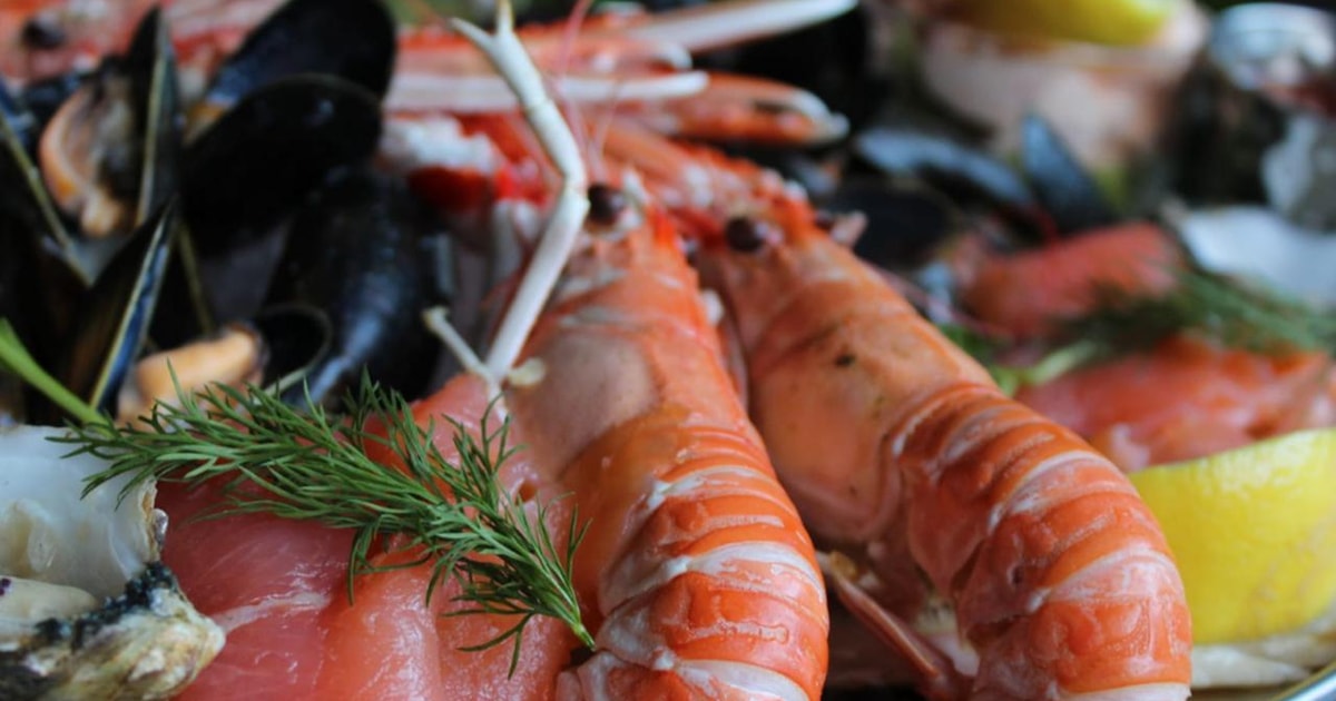 Glasgow Luxury Seafood Platter at Scottish Restaurant GetYourGuide