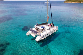 Sithonia: Private Catamaran Cruise to Hidden Coves