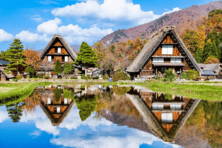 Shirakawago&amp;HidaTakayama&amp;GujoHachiman Dagstur från Nagoya