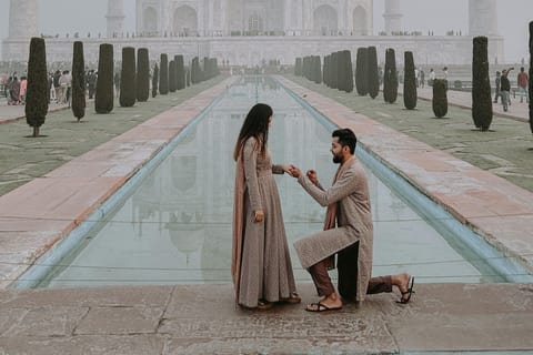 From Jaipur: Taj Mahal Sunrise Tour with Jaipur/Delhi Drop