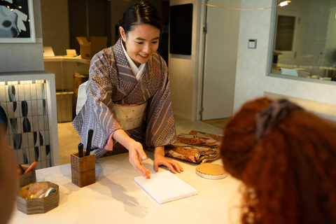Tokyo: Kimono Art Workshop with an Instructor