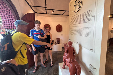 Yogyakarta: Bike Tour, Pottery, Ricefield, Museum With Lunch Bike, Pottery Class, Rice fields, Museum (No Lunch)