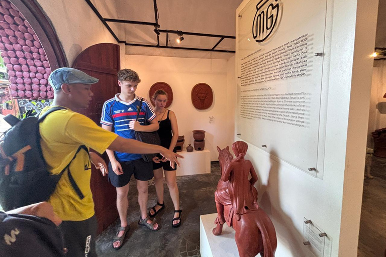 Yogyakarta: Bike Tour, Pottery, Ricefield, Museum With Lunch Bike, Pottery Class, Rice fields, Museum (No Lunch)