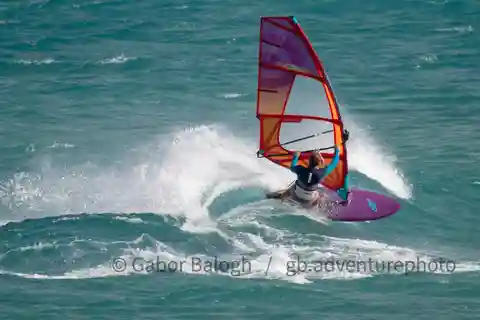 The perfect windsurfing trip: rent top equipment with RENT&GO in Fuerteventura!