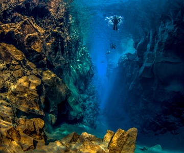 Reykjavík: Snorkeling w szczelinie Silfra między dwoma kontynentami