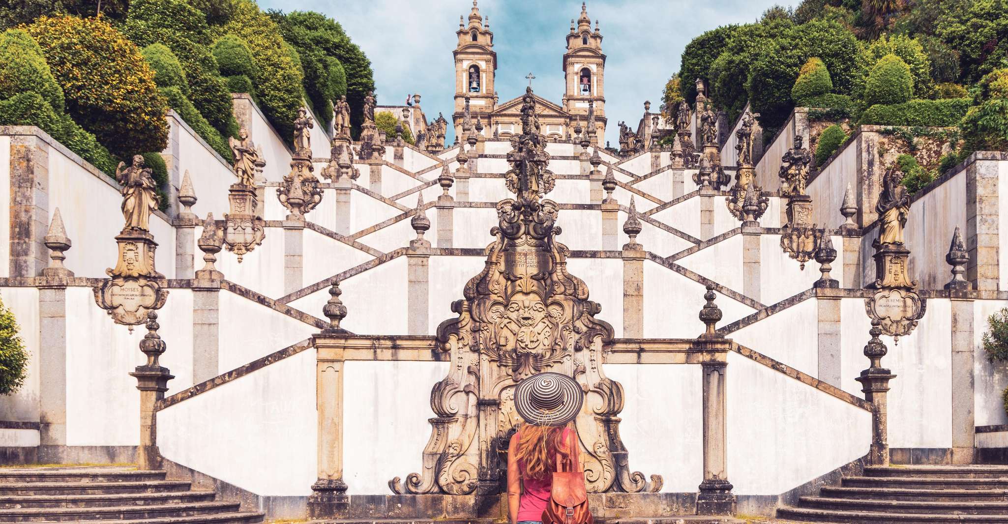 Braga & Guimarães Tour: Small Historical Group Tour