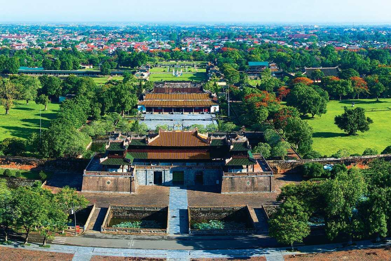 Da Nang: Hue Imperial City Day Tour