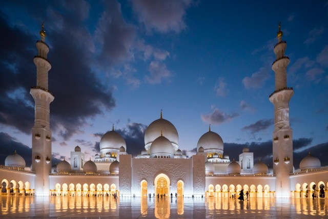 From Dubai : Full-Day Sheikh Zayed Mosque, Heritage Village