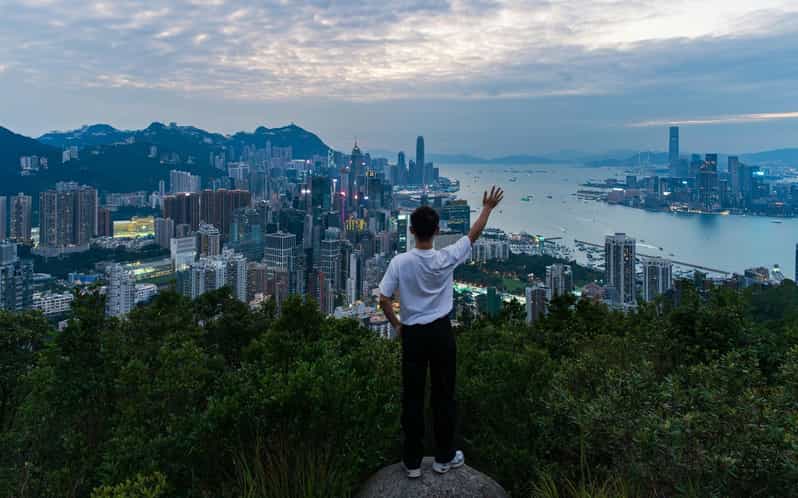 Hong Kong to Guangzhou: Private Full-Day Tour to China