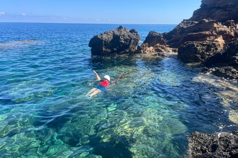 Esperienza di coasteering a Ibiza