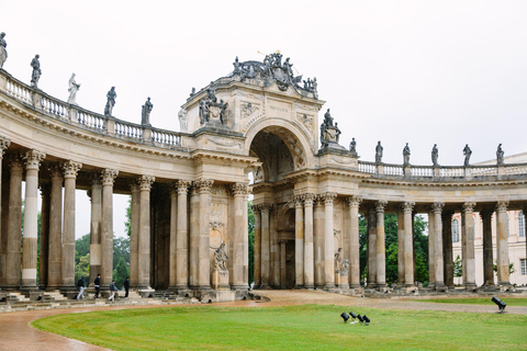 Visite à vélo des jardins et palais de Potsdam au départ de BerlinVisite de groupe en anglais