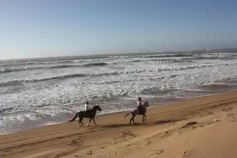 Essaouira: 3-stündiger Reitausflug und Übernachtung im Berberzelt