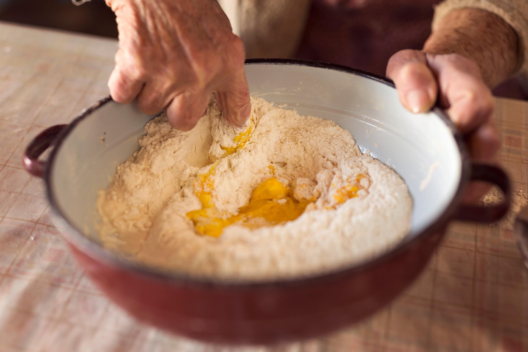 Buenos Aires Nonna Cooking Class— Pasta, Pomodoro & Tiramisu Pasta Cooking Experience