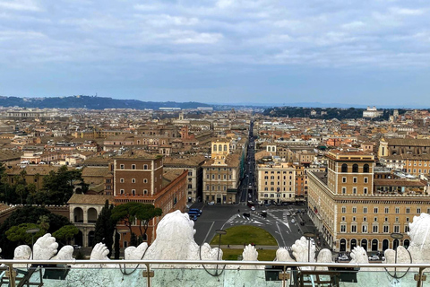 Rzym: Vittoriano z wejściem na dach i Palazzo Venezia z gospodarzem