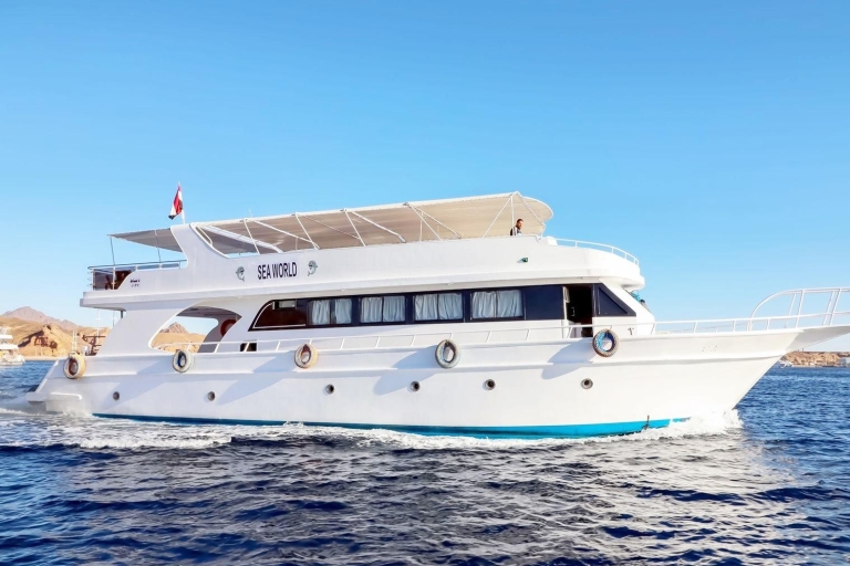 Sharm El Sheikh: Prywatna wycieczka łodzią VIP z lunchem
