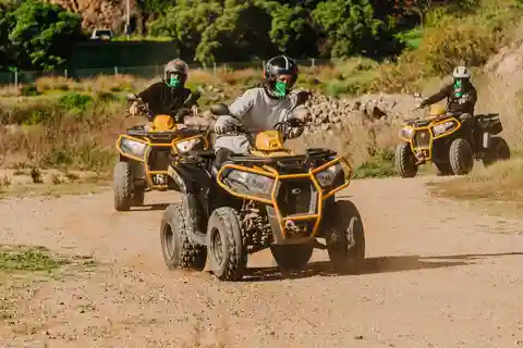 Málaga: Passeio off-road de 3 horas em quadriciclo de 2 lugares em Mijas
