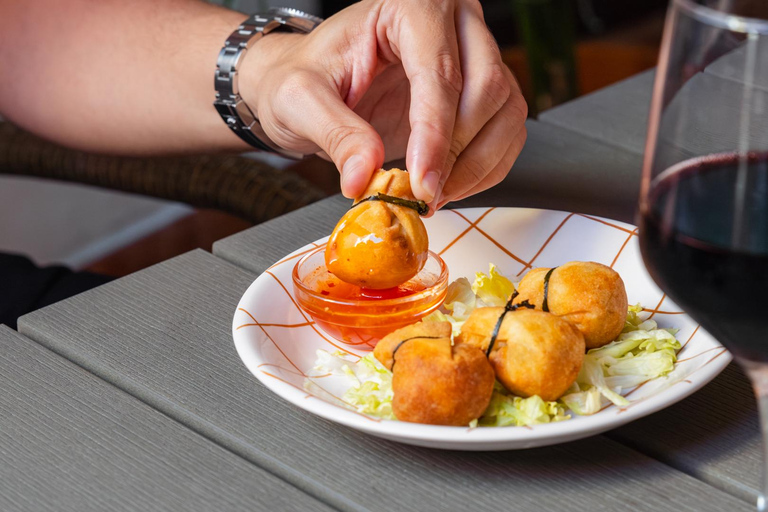 Las Palmas: Tapas Gourmet y Ruta del Vino por el Casco Antiguo