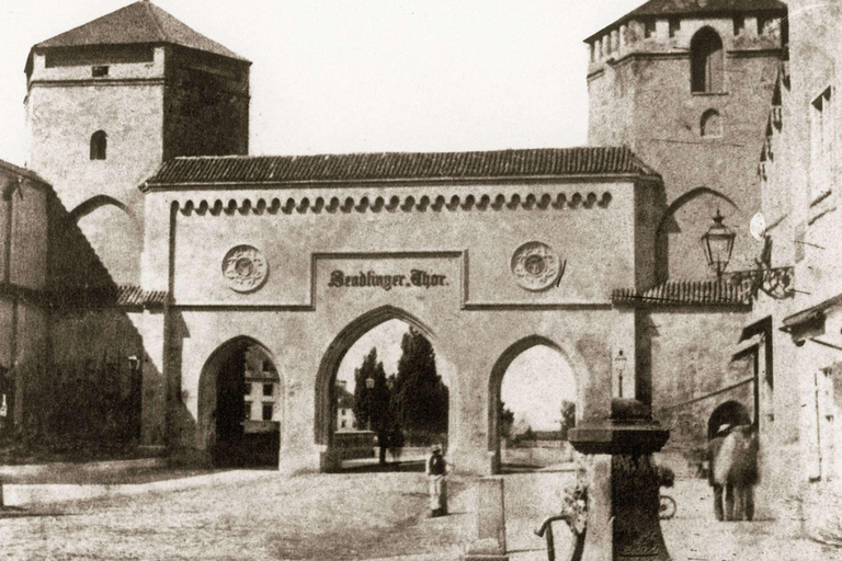 Munich: Old Town Highlights Private City Tour - Walking Tour