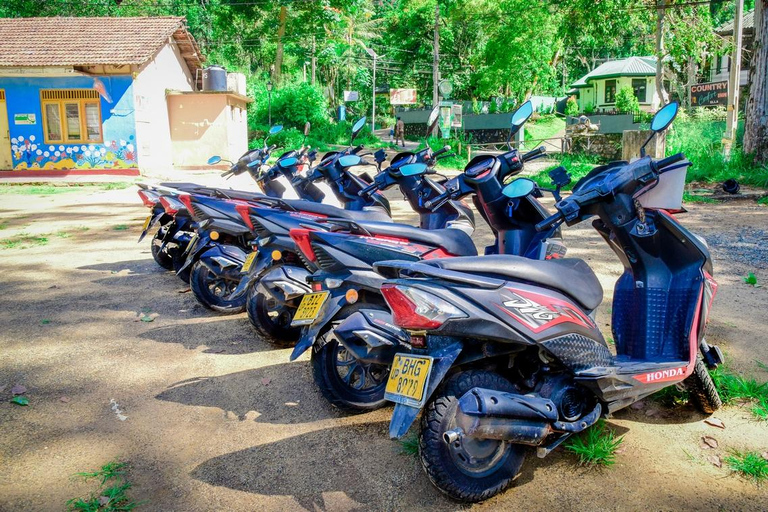 Ella: All Inclusive Day Tour by Scooter