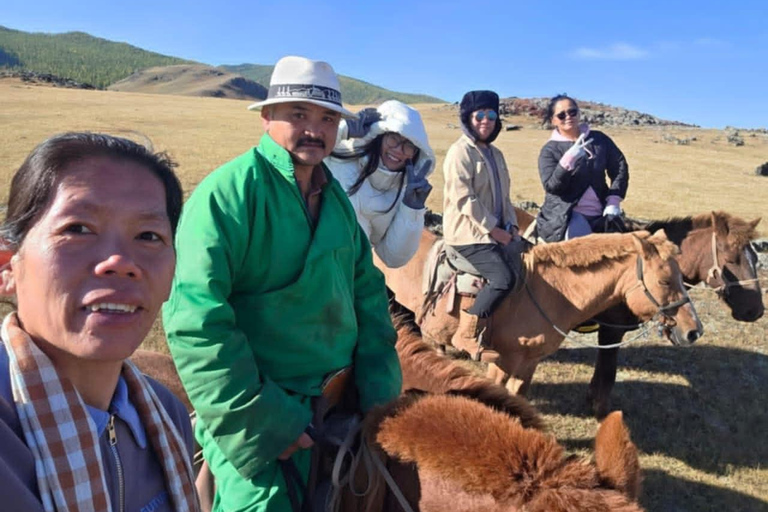 Ulaanbaatar: 9-Days Khagiin Khar Nuur & Horse Trekking Tour