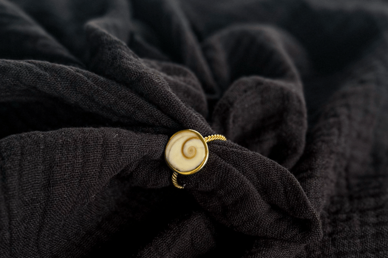 Galle: Hidden Silver Jewelry Making School with Lunch