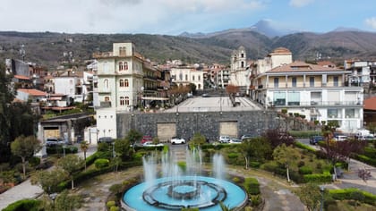 Private Etna panoramic tour+Wine tasting & food combination