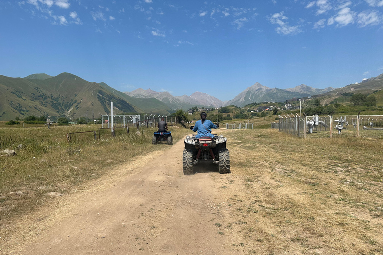 tour privado por las montañas del cáucaso