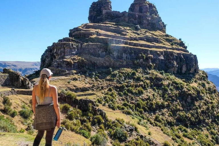 Waqrapukara Tour: 2 Days from Cusco