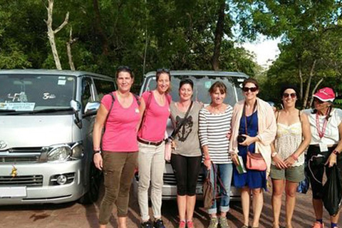 Sri Lanka Private Car or Van Rental with Driver per Day Mini Van Rental