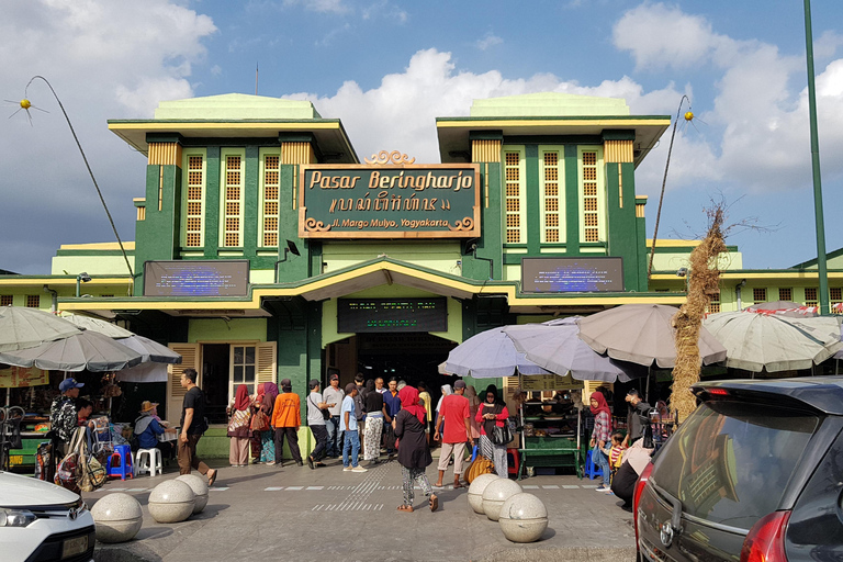 Yogyakarta City Tour : Taman Sari and Keraton Yogyakarta