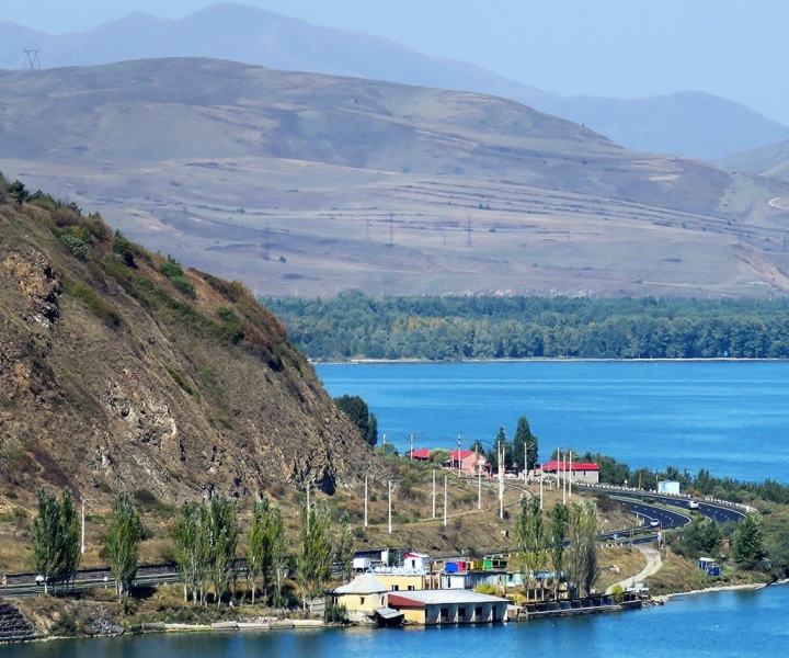 Erywań: prywatna wycieczka z przewodnikiem po jeziorze Sevan
