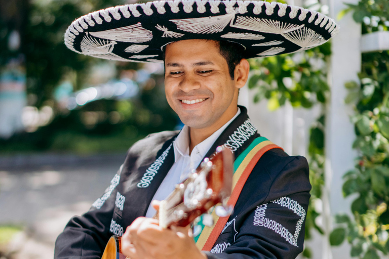 CDMX : visite guidée sur le thème de la lutte libre, du mezcal, de la tequila et spectacle en directVisite de l'Arena México (disponible les mardis, vendredis et dimanches)