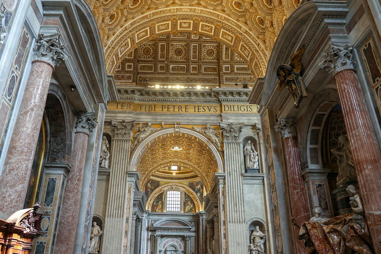 Rome: St. Peter’s Basilica & Underground Tombs Tour Group Tour in French