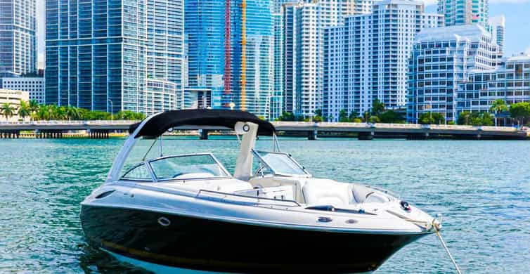 Miami: Exclusive Private Boat Guided Tour photo 7