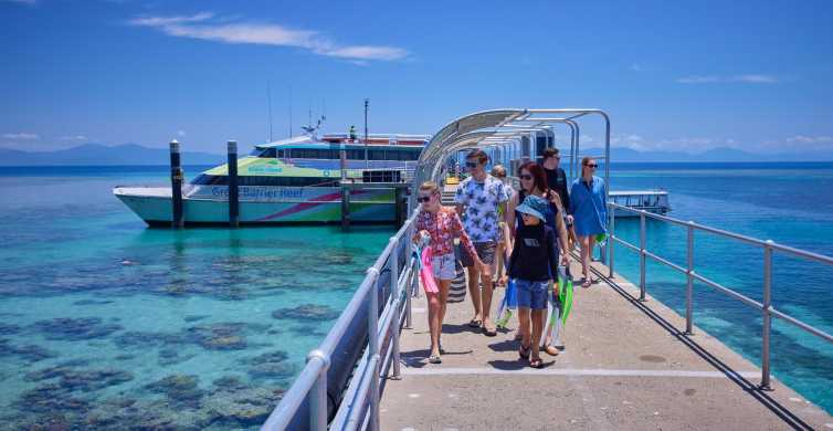 Z Cairnsu: Celodenní plavba po Zeleném ostrově