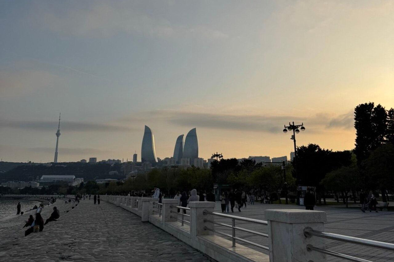 Modern Baku: Architecture & Urban Transformation Tour