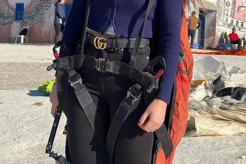 Avventura a Marrakech: parapendio, giro in cammello e colazione