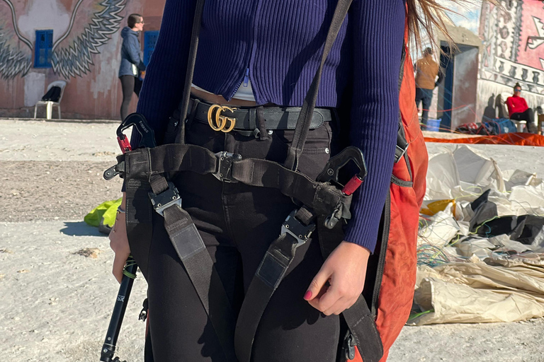 Avventura a Marrakech: parapendio, giro in cammello e colazione