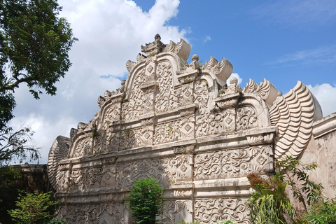 Yogyakarta: City Tour with Palace, Batik, and Keris