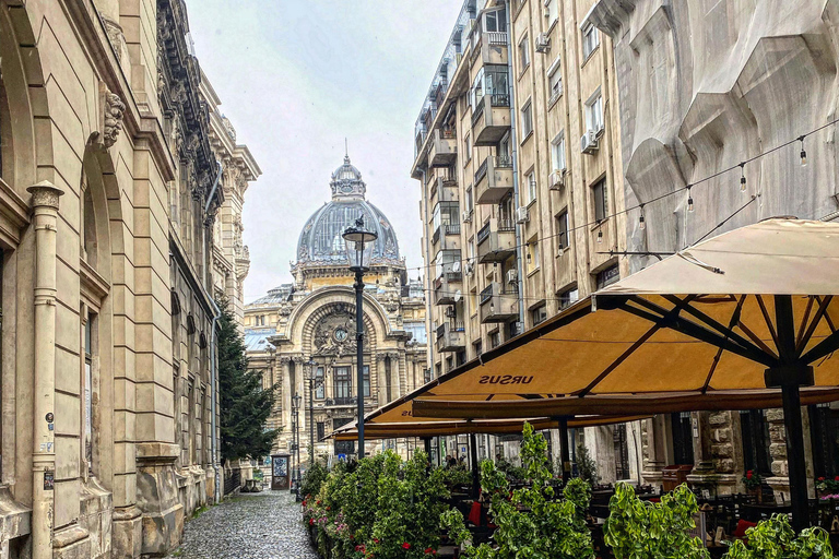 Bucharest Shared Walking Tour with Local Guide Bucarest imprescindible: tour a pie con guía local