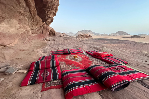 Wadi Rum Jeep Tour – Choose Duration, With or Without Stay 3-Hour Wadi Rum Jeep Tour