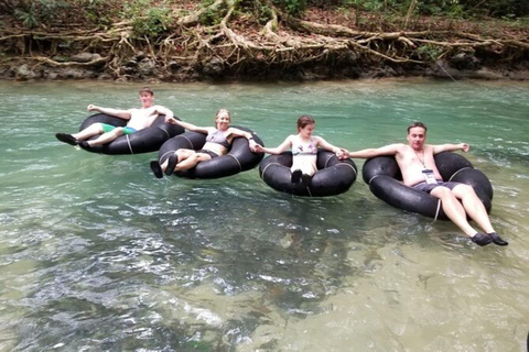 Montego Bay: Dunn&#039;s River och Secret Falls med tubing