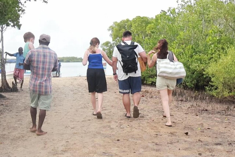 From Mombasa: Funzi Island Canoe Safari with Guide