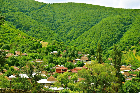 3-Day Azerbaijan Tour: Baku, Gobustan & Gabala