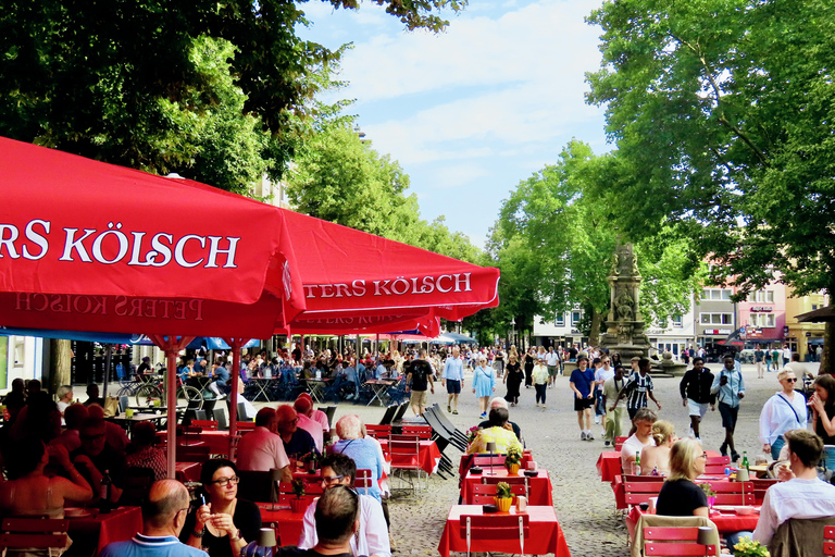 كولونيا: جولة سيرًا على الأقدام لمشاهدة كرة القدم والكرنفال