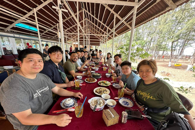 Depuis Ho Chi Minh : Excursion d&#039;une journée à la mangrove de Can Gio et à l&#039;île aux singes