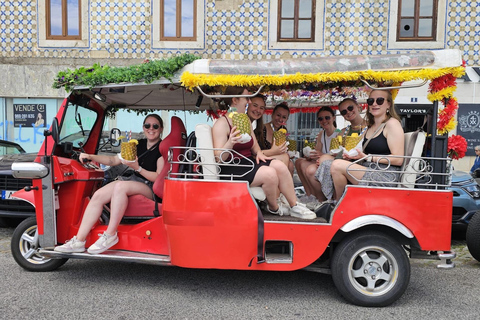 Lisbon: Multilingual Private TukTuk Tour with Live Guide Ultimate Lisbon & Belém Experience 04 hrs(Pick Up+Drop-off)*