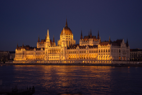 Vienna: Bratislava & Budapest: Two Capitals in One Day Tour Private Tour