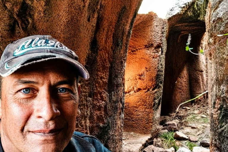 Cusco: Guided trek to Huaca Cheqtaqaqa and hidden temples